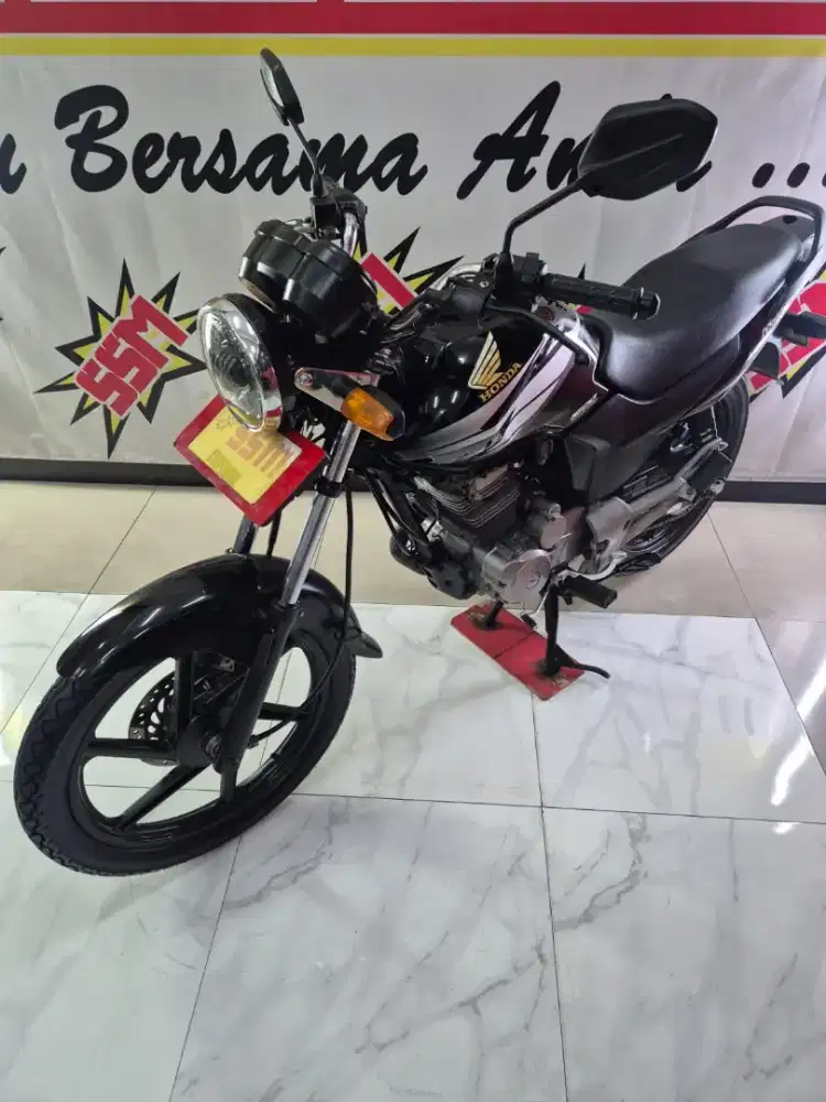 Megapro primus cw karbu 2008 plat L istimewa..
