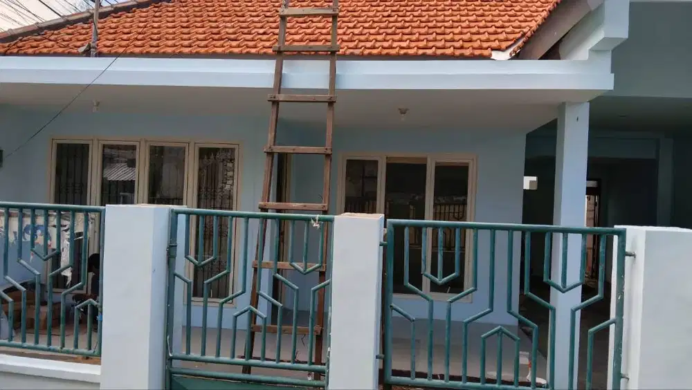 Disewakan Rumah Siap Huni  Karang Empat VI Surabaya Timur
