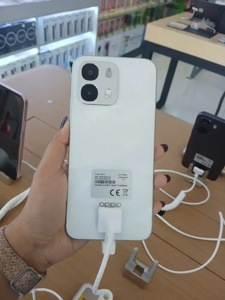 Oppo A6s 8/128gb