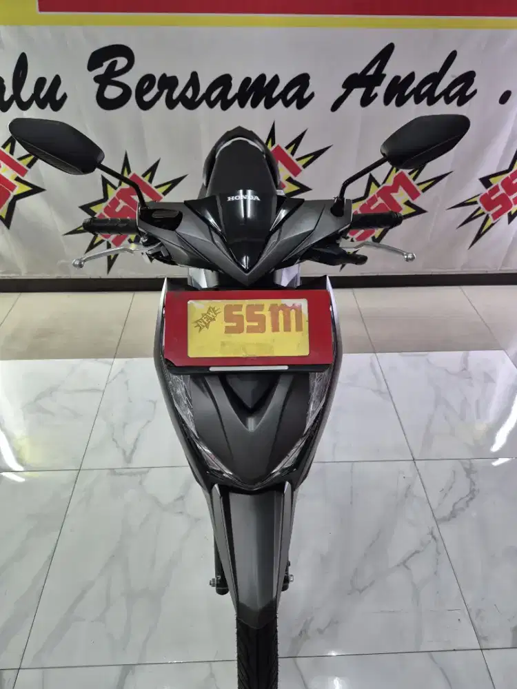 Beat deluxe km rendah