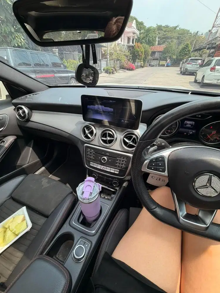 Mercedes-Benz GLA200 2018 Bensin