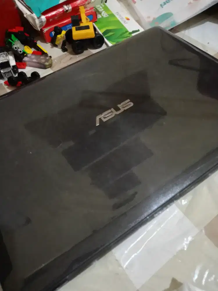Laptop Asus 14  Ram8/ssd500GB