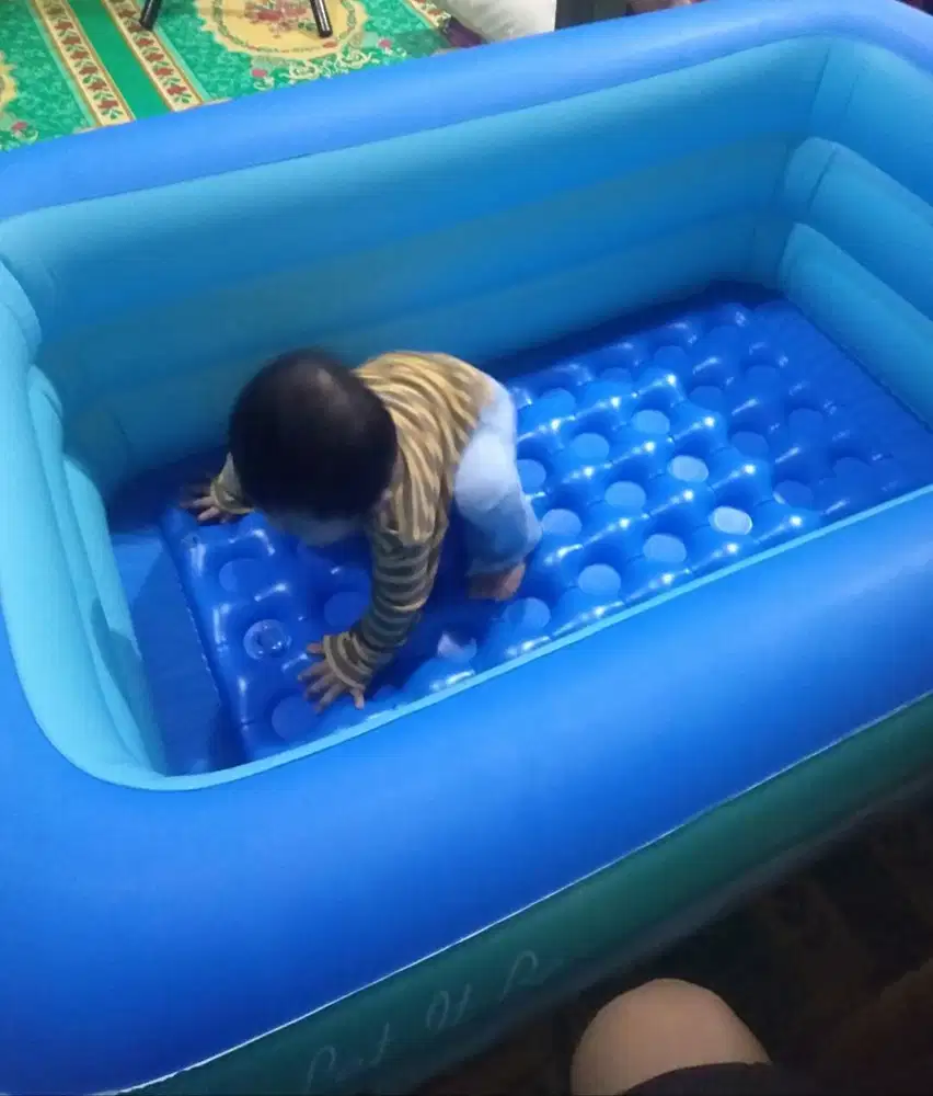 Kolam renang anak