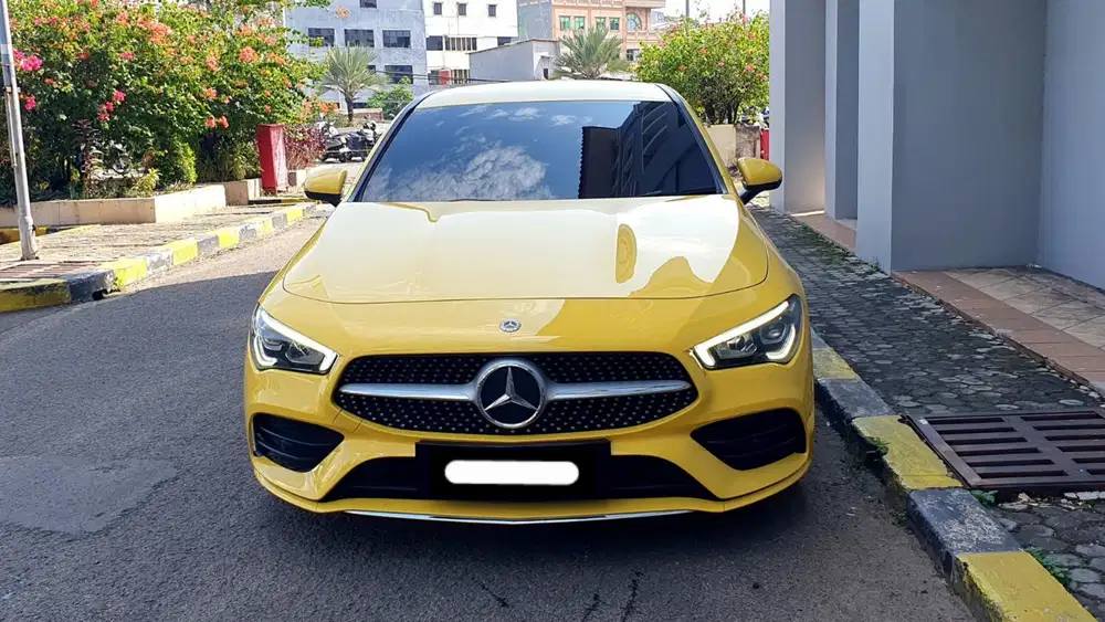 Km 31rb mercedes benz mercy cla200 amg line 2019 kuning