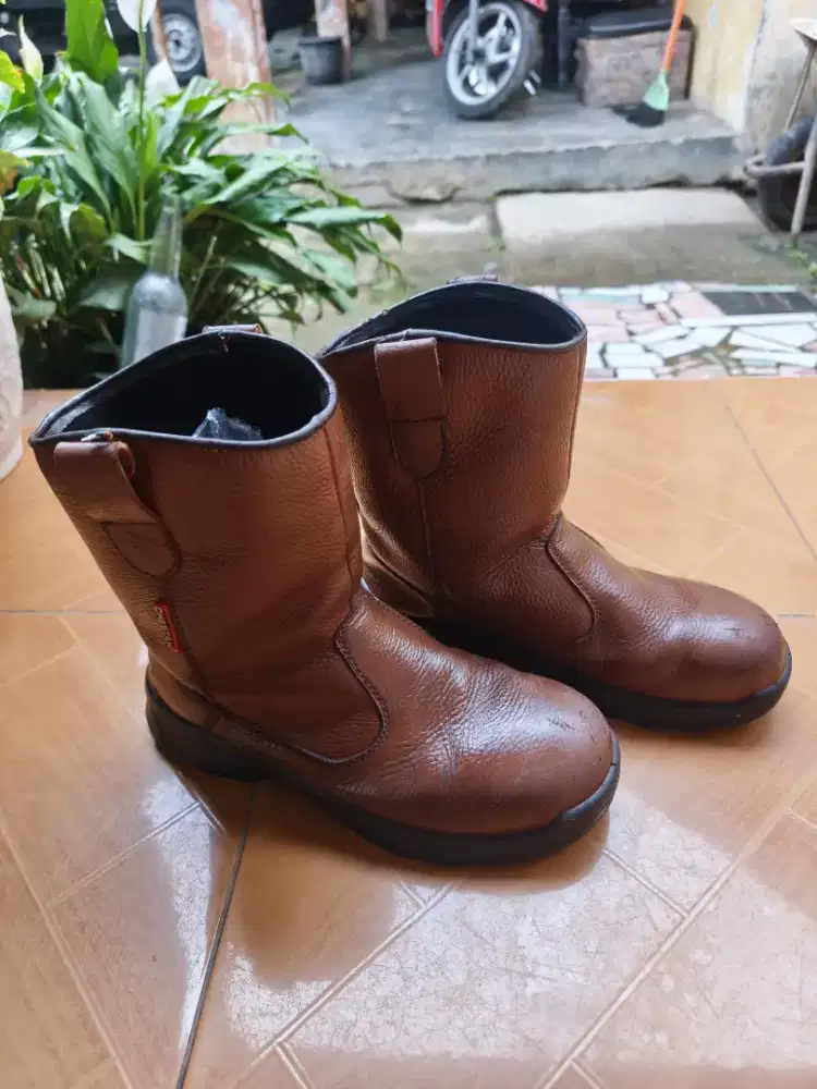 SEPATU SAFETY CHEETAH KULIT ASLI