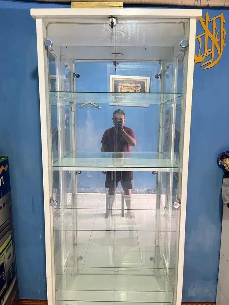Lemari Display Kaca Second Murah