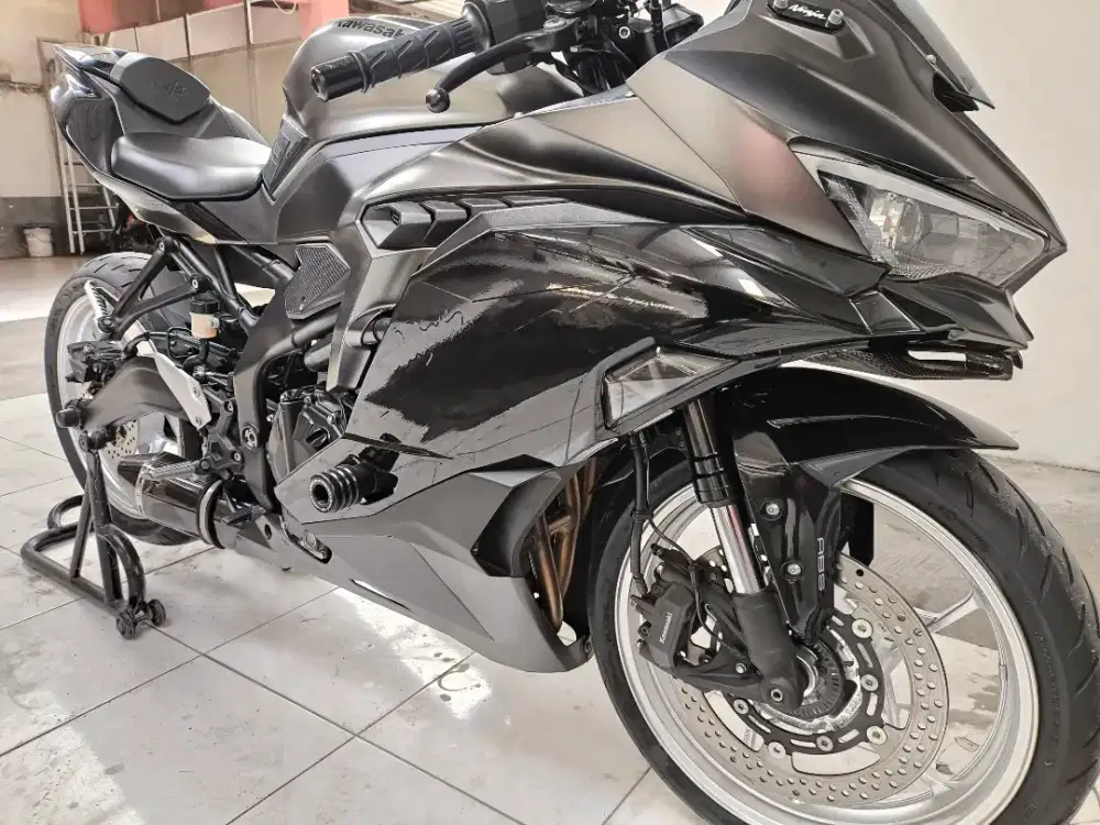 Jual zx25 abs qs th 2022 istimewa variasi part ori lengkap