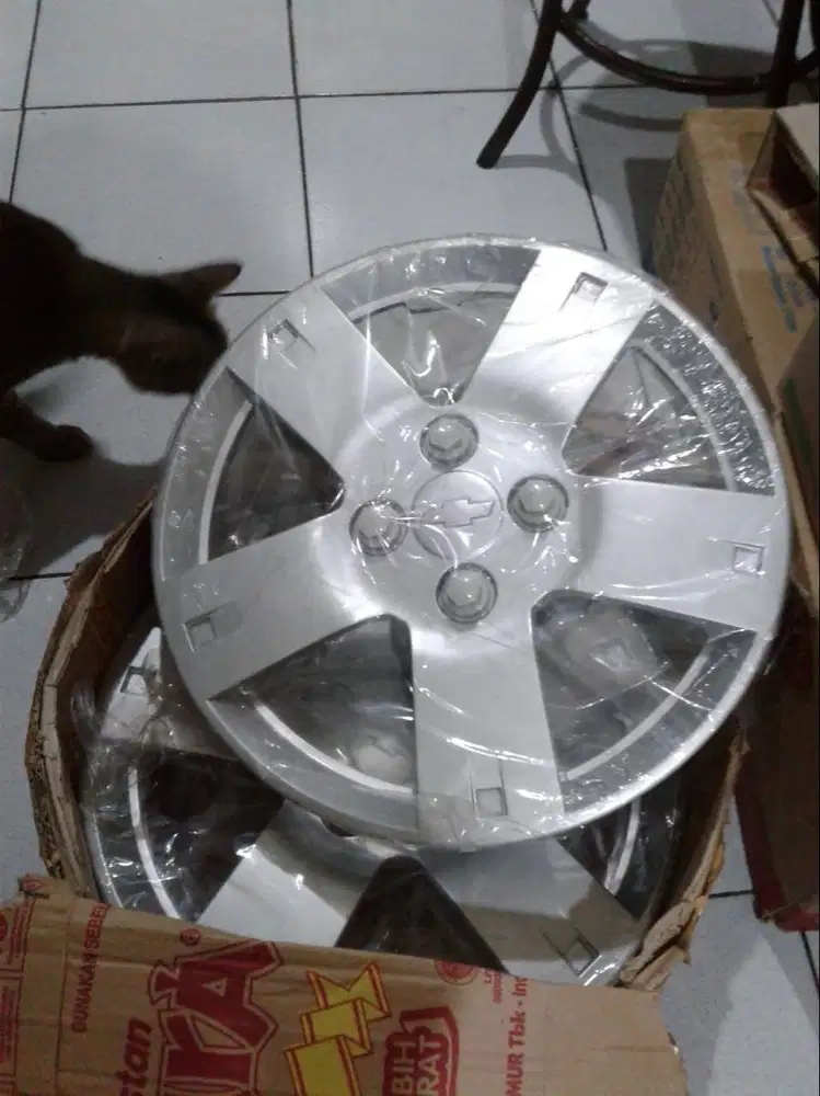 velg keren cocok buat mobil sedan