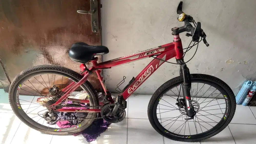 Jual 2 Sepeda (MTB & Sepeda Lipat)