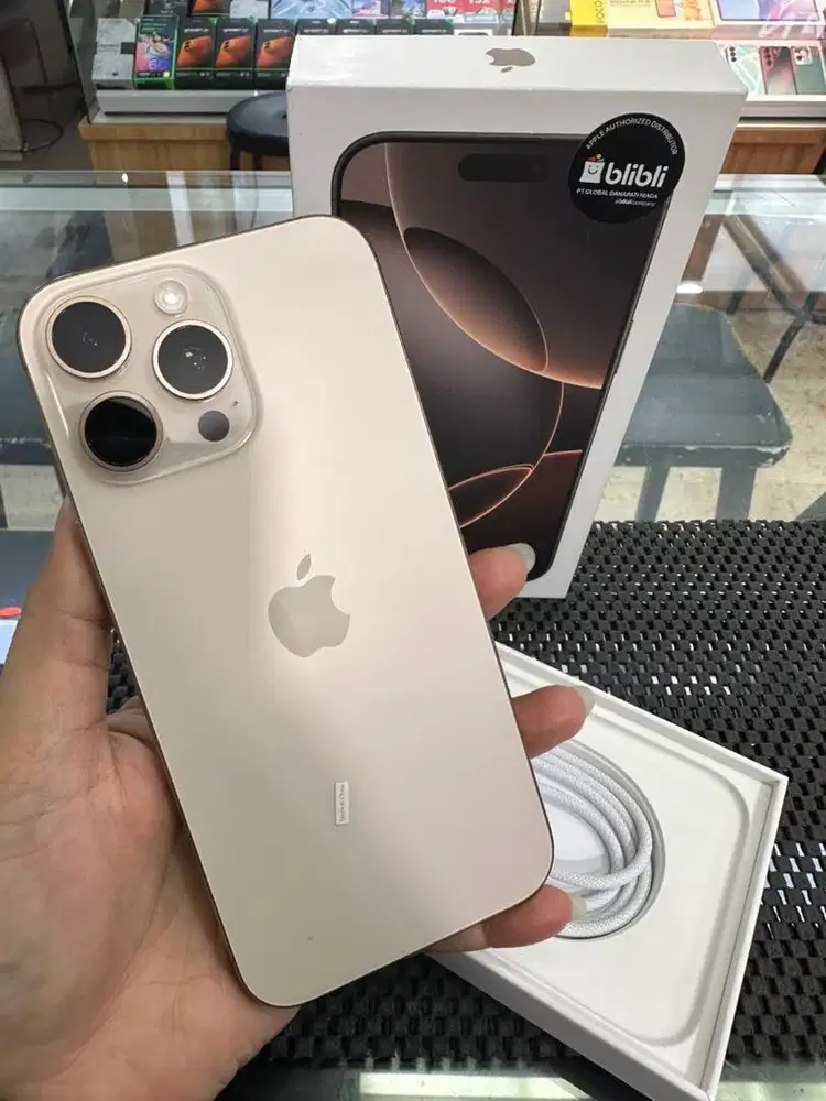 IPhone 16Pro Max 1TB Dessert Ex Garansi Resmi Mulusss