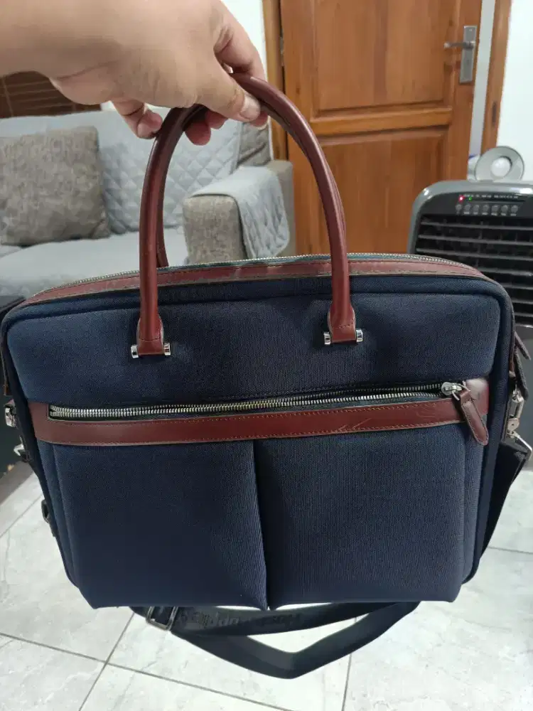 Briefcase Tas Laptop Merek Maverick & Co good condition