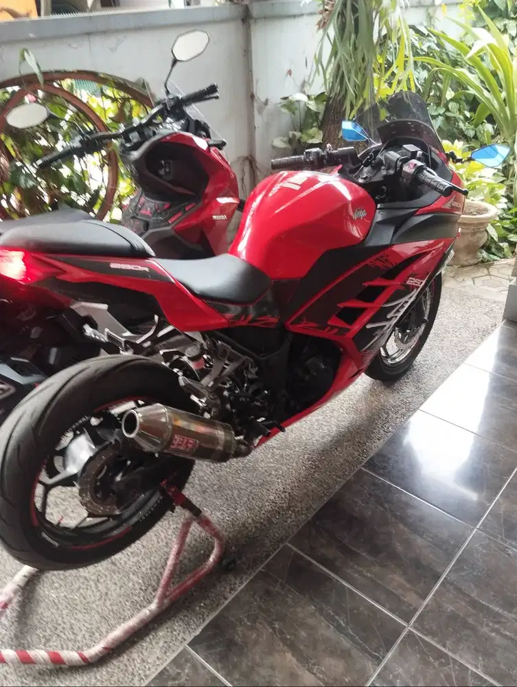 Kawasaki Ninja 250 Fi Tahun 2012