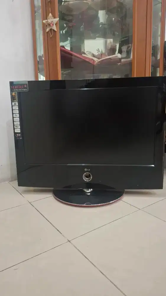 Tv Led 32 inc merk LG