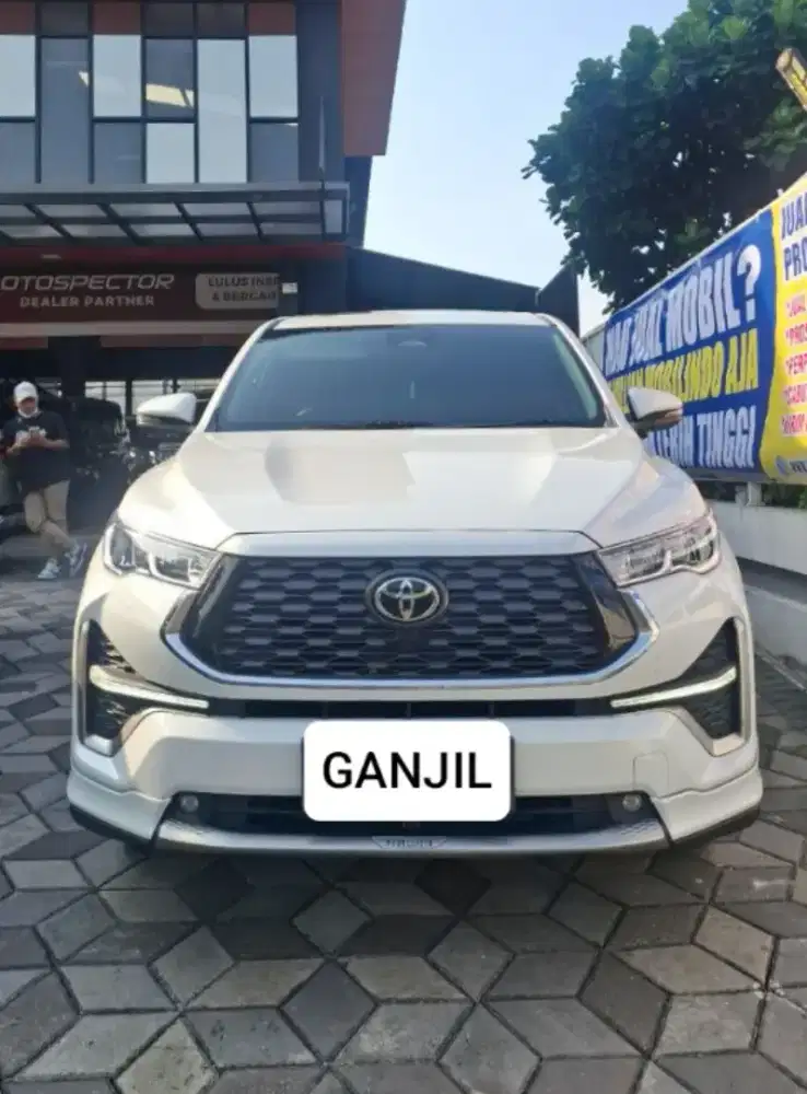 Innova Zenix Q Modelista Hybrid 2024