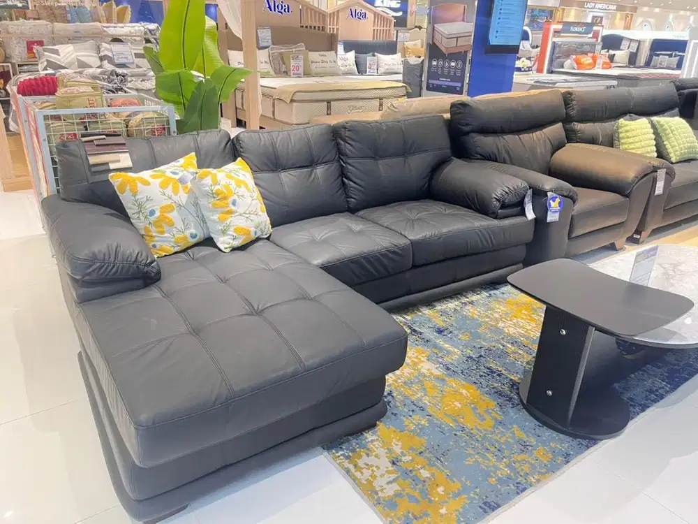 ELPETRIE L-SHAPE SOFA