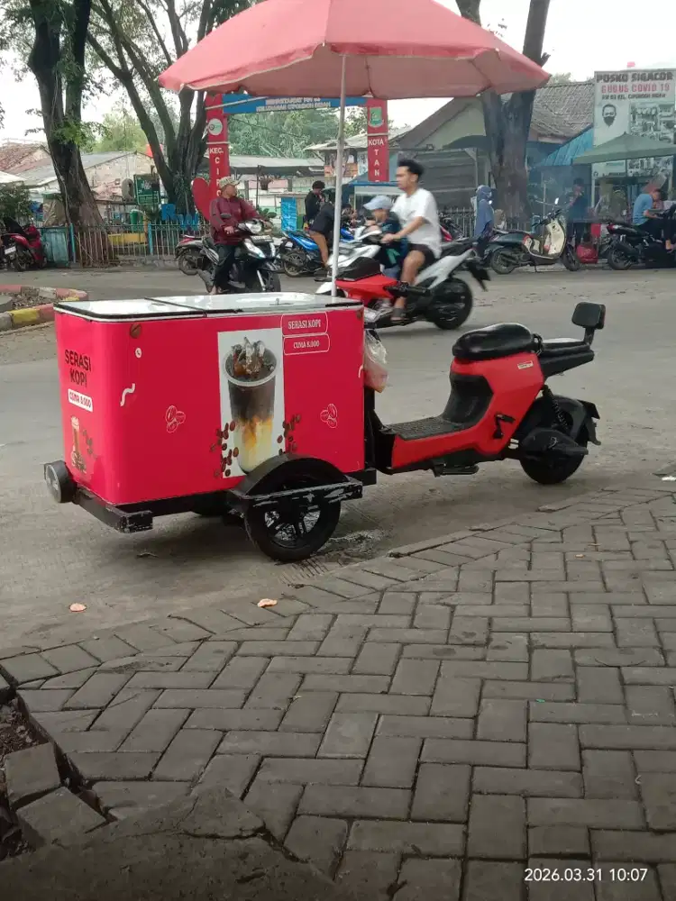 Gerobak Listrik untuk jualan kopi keliling dan minuman lainnya.
