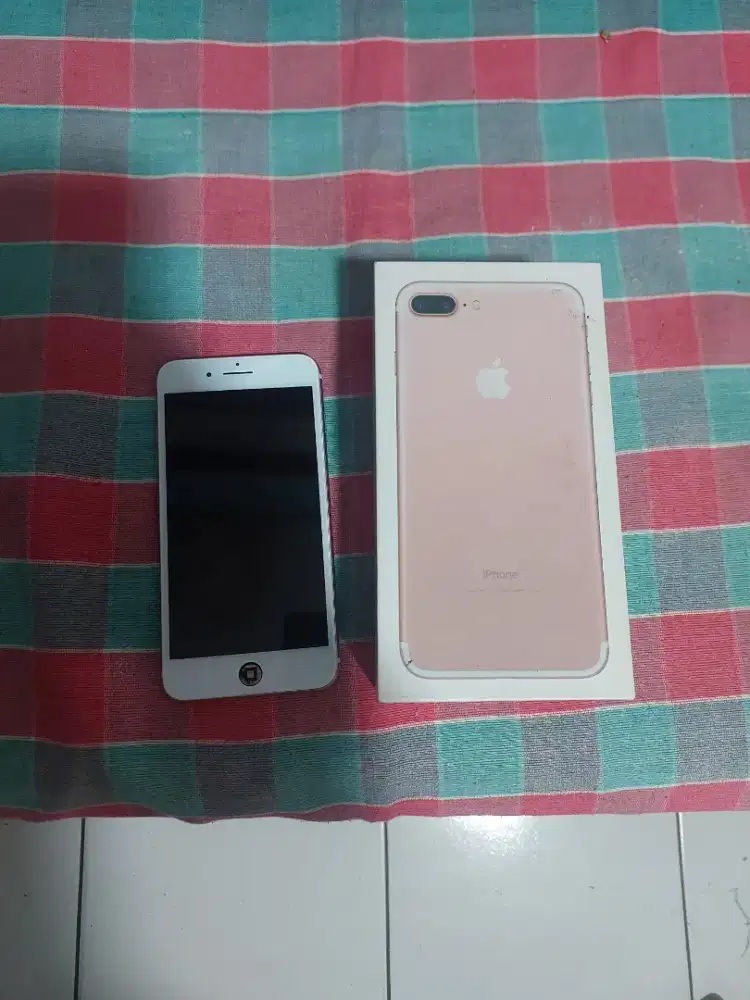 Iphone 7 plus rose pink