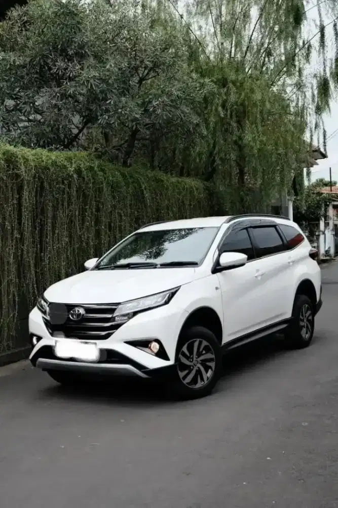 TOYOTA RUSH 1,5 G MT TAHUN 2019