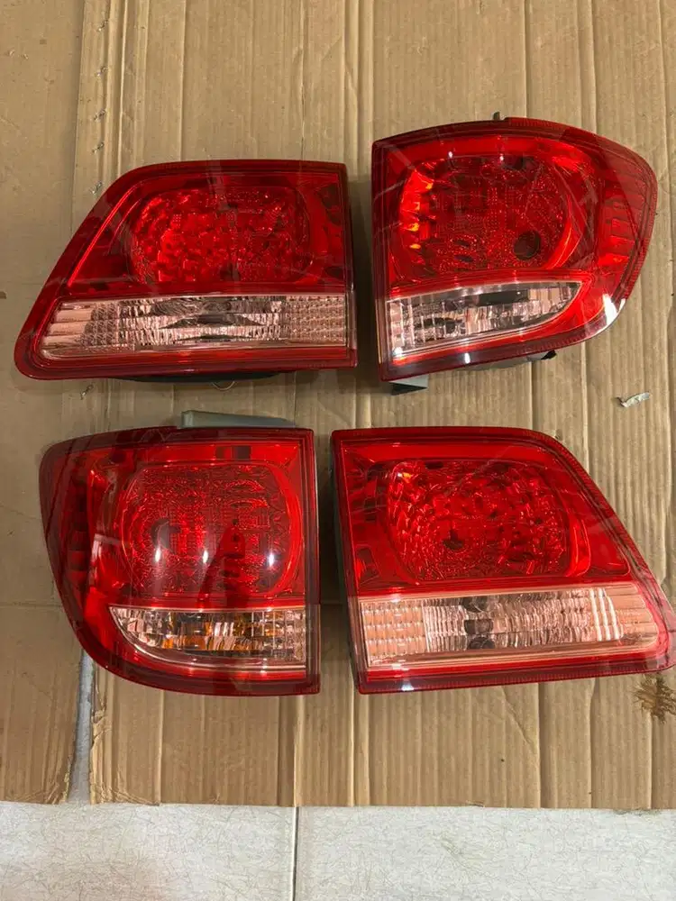 Stoplamp Fortuner 2004 Lampu Belakang