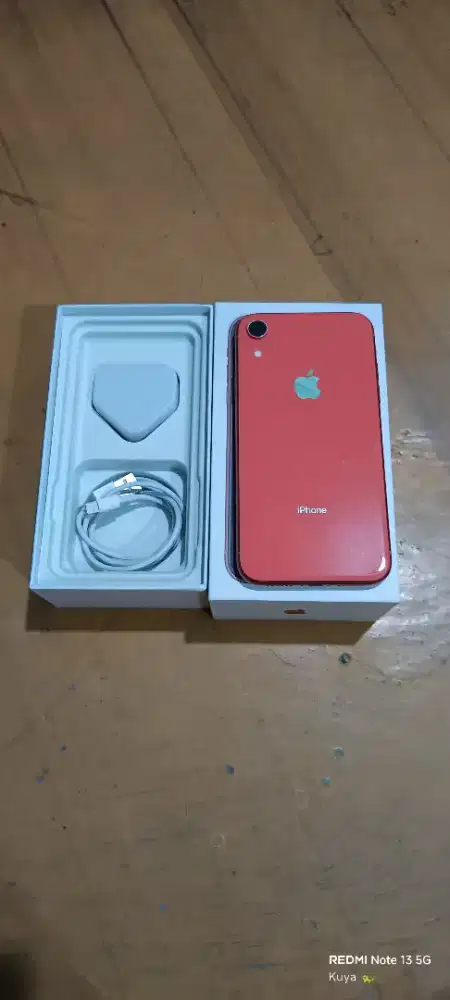 Iphone xr 128gb inter LLA rasa ibox fullset original mulus LIKENEW