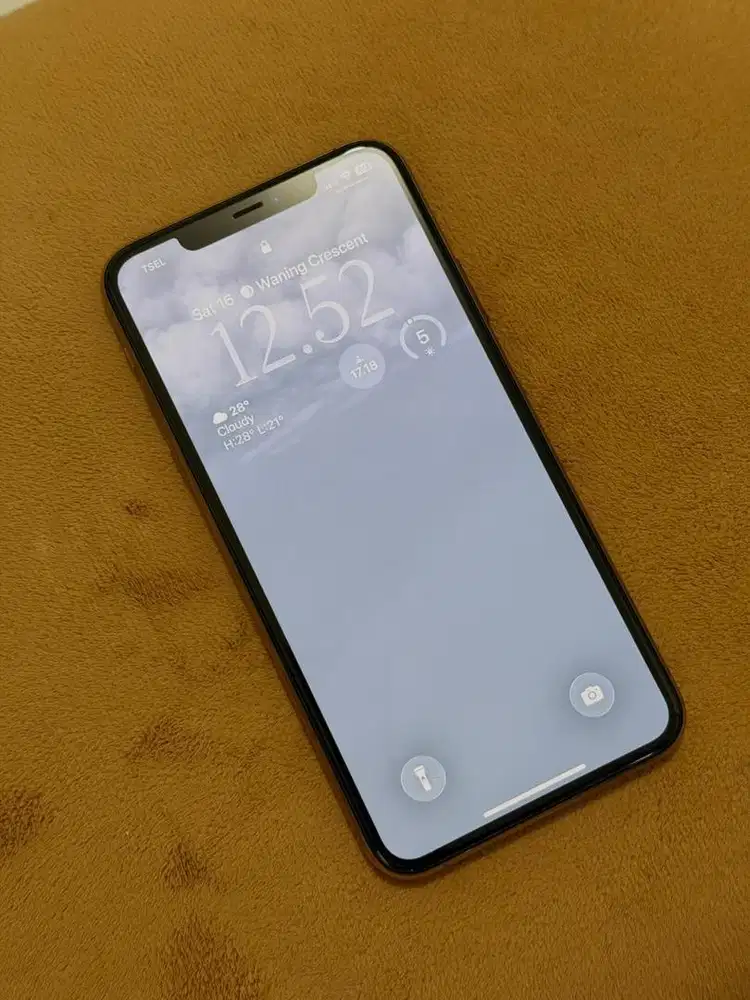 Jual HP bekas Iphone 11 pro max