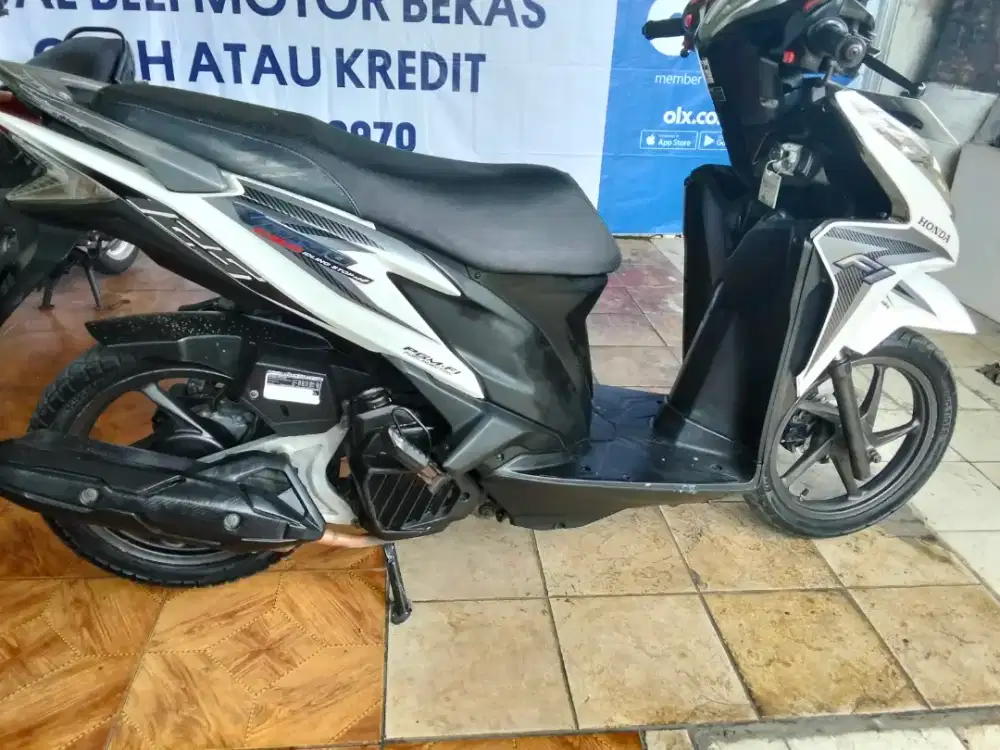 HONDA VARIO 125 KZR TAHUN 2013 PAJAK HIDUP