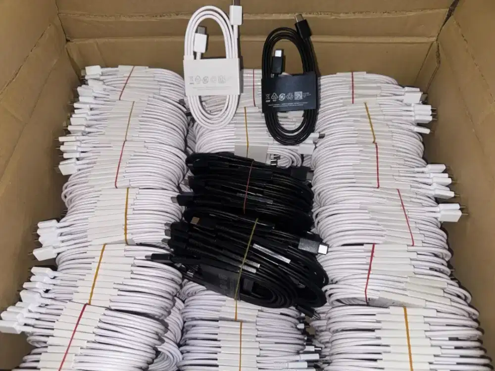 Kabel data C to C samsung