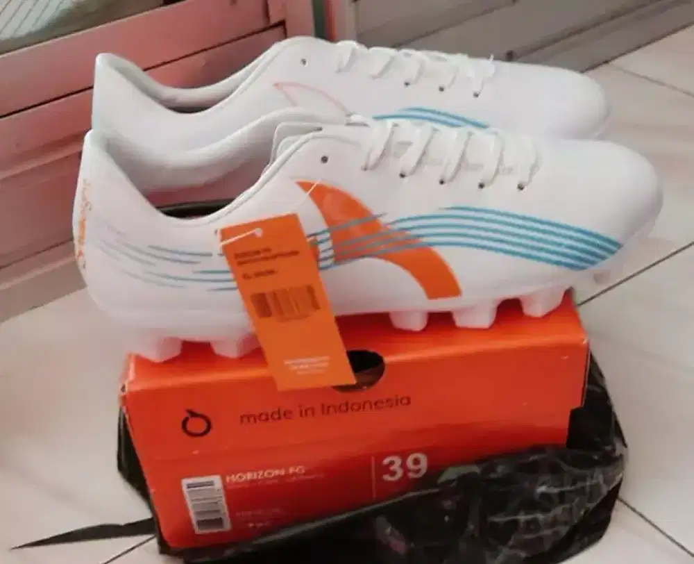 Sepatu bola ortuseight Horizon FG original