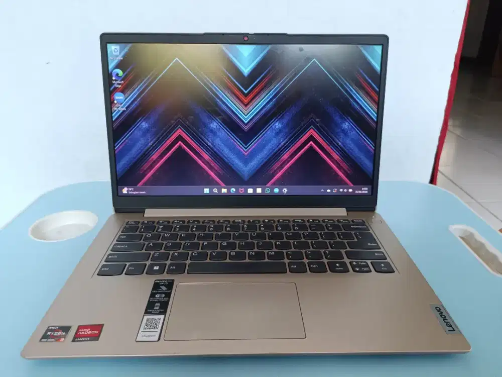 Laptop Lenovo Ideapad Slim 1