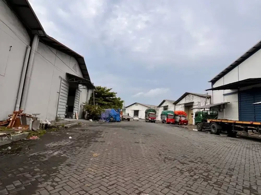 GUDANG Angtropolis Ada ruang kantor 2 lantai Margomulyo Surabaya