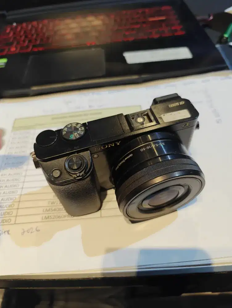 Sony a 6000 lengkap normal