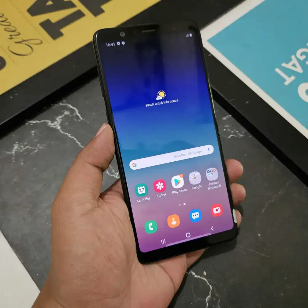 SAMSUNG GALAXY A8 STAR NFC 4/64 GB DUAL RESMI EX SEIN NORMAL