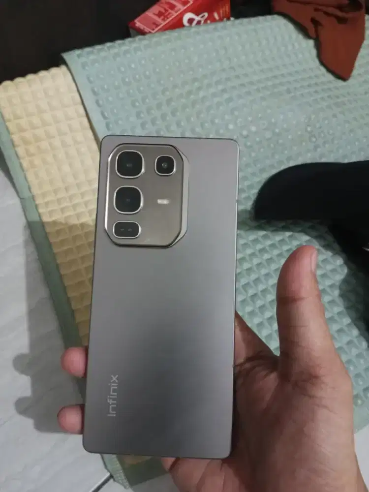 Infinix Note 50 Pro Mulus nominus like new. HP aja cas ori infinix