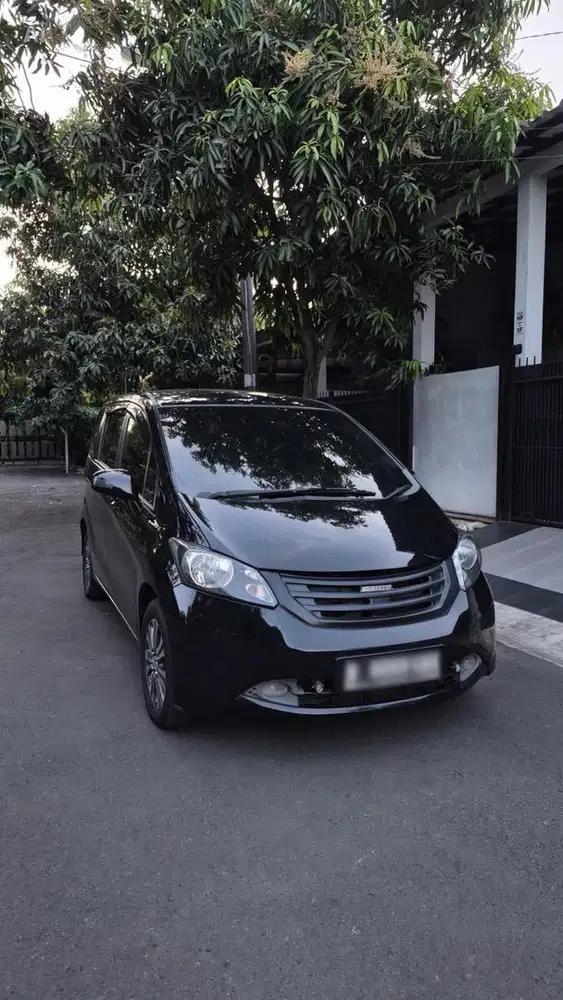 Honda Freed 1.5 i-VTEC PSD Power Sliding Door