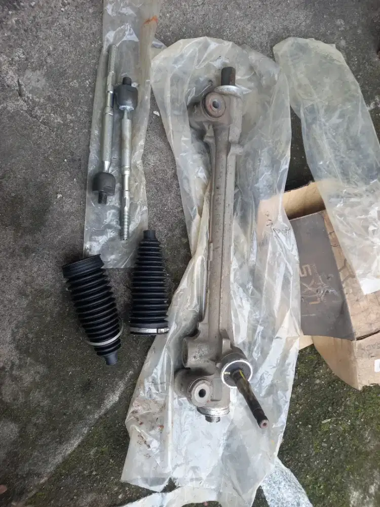 Rack sterring toyota yaris 2011 (bakpao)