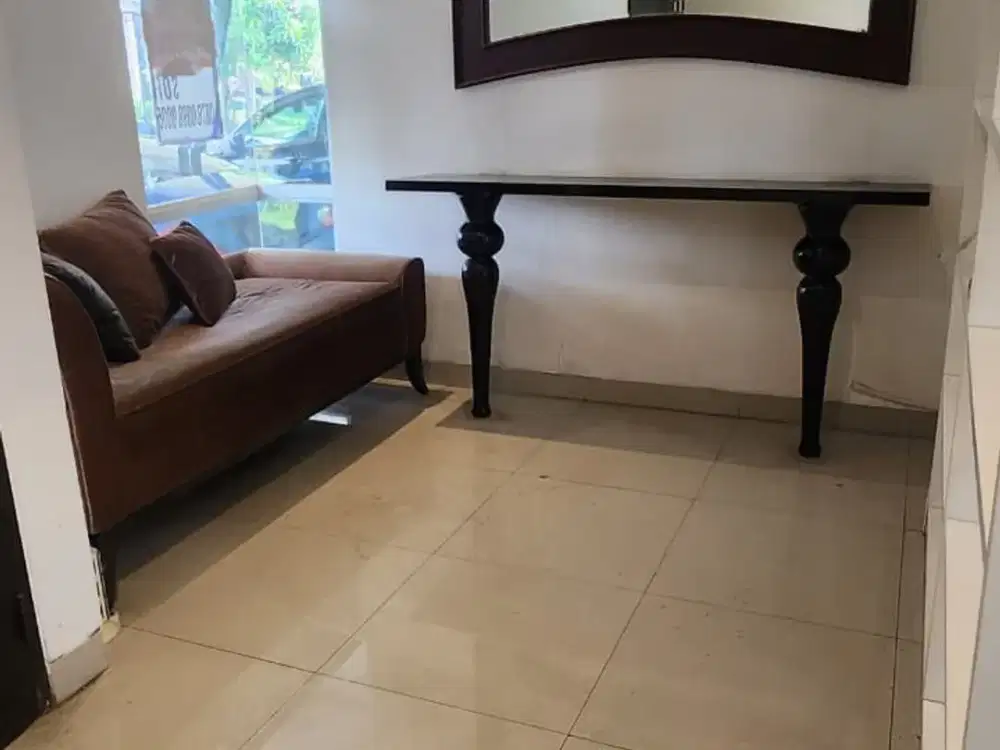 DIJUAL RUMAH @SAN LORENZO LEBAR 9 m FURNISHED BAGUS