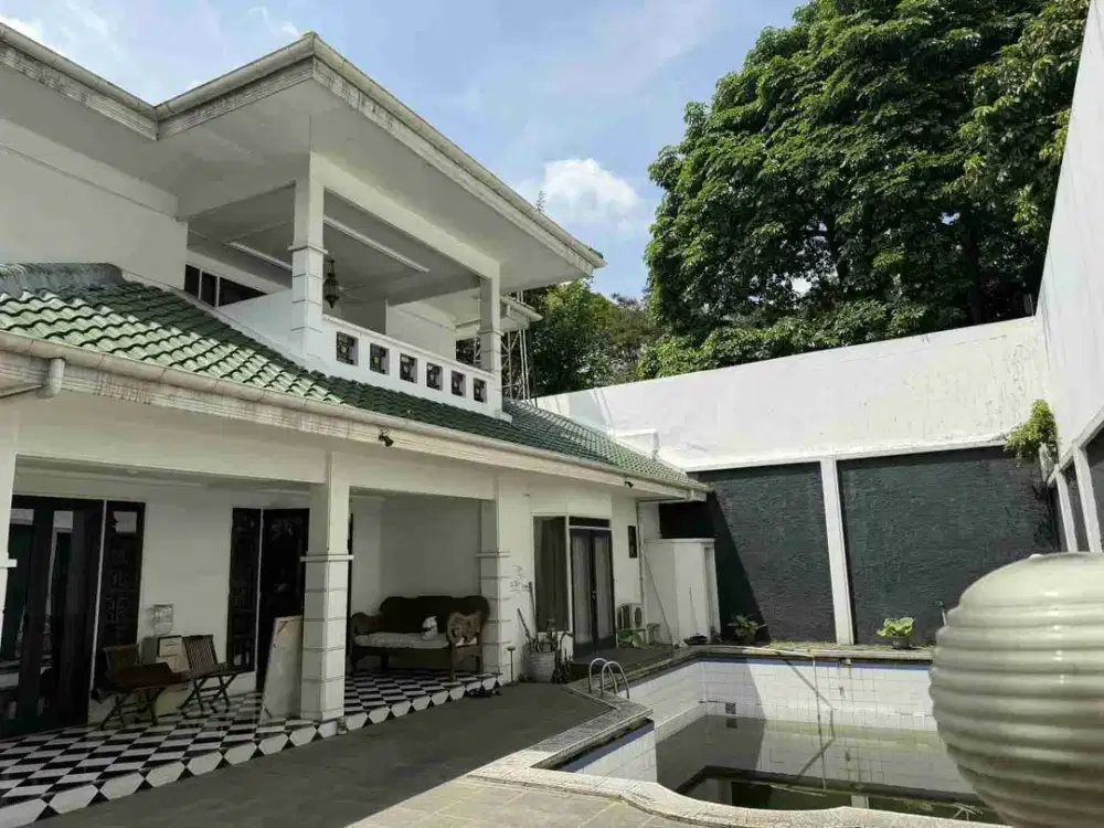 Rumah Mewah 2 Lantai Harga Murah Ada Kolam Renang di Kemang, Jakarta Selatan