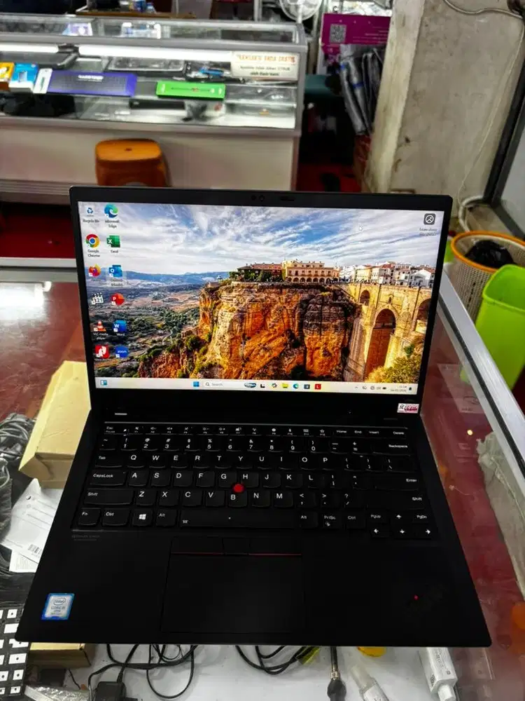 ThinkPad X1 Carbon/ Intel Core i5/ Ram 16 Gb/ Ssd 512 Gb