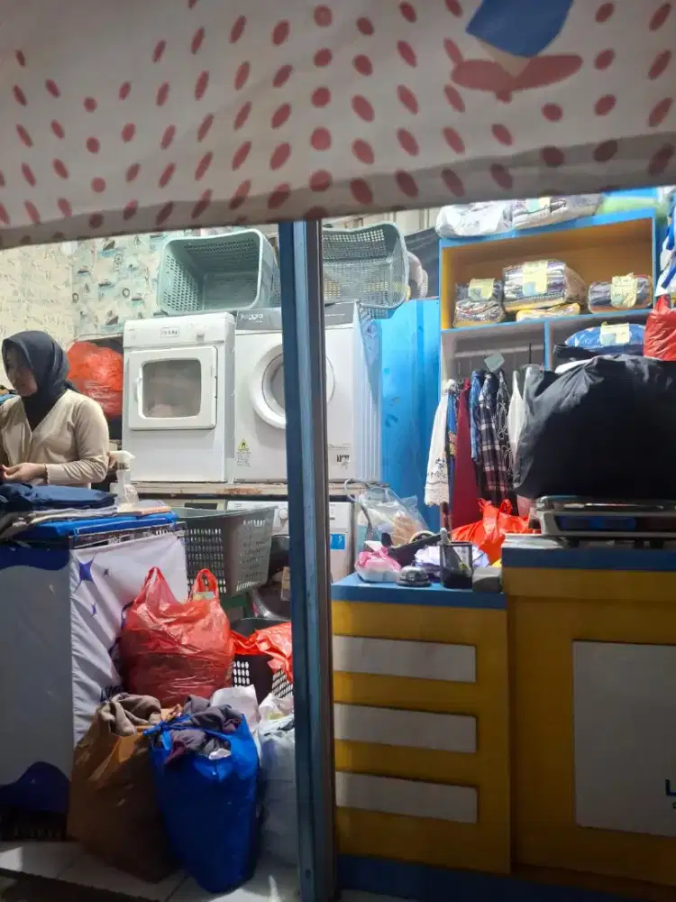 DICARI KARYAWATI KERJA LAUNDRY