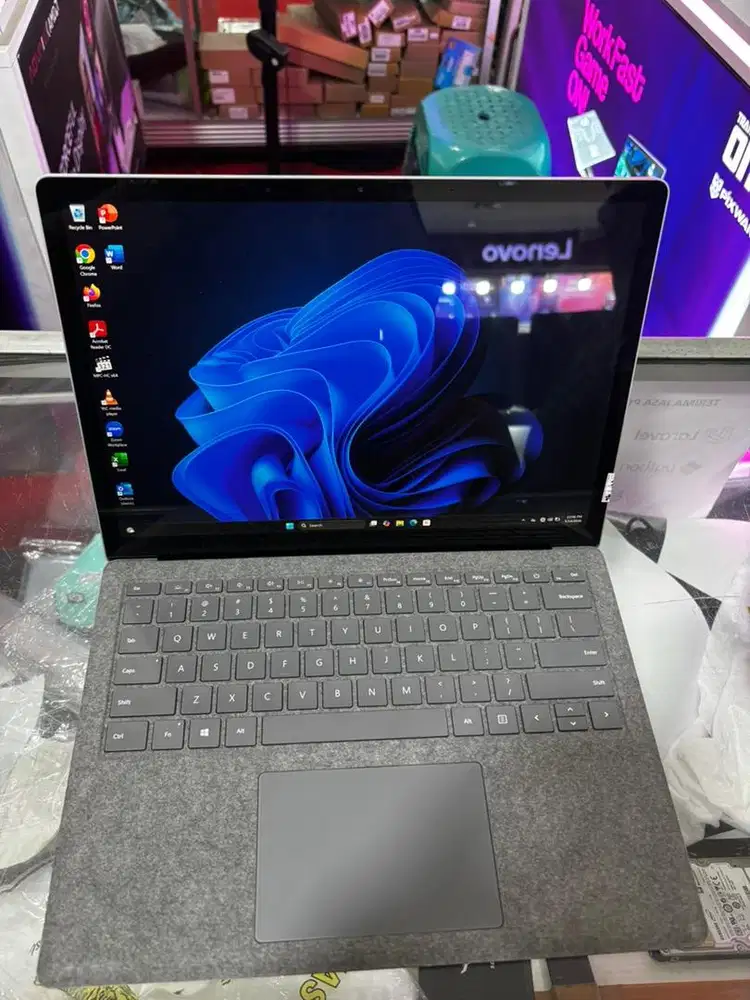 Surface Laptop 3/ Intel core i7/ Ram 16 Gb/ Ssd 512 Gb