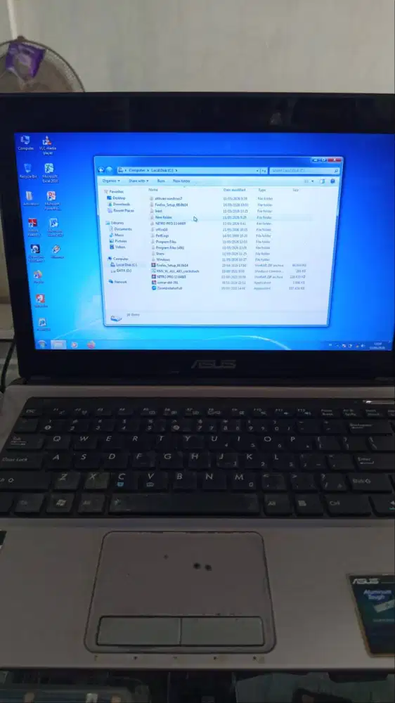 Jual laptop jadul Asus A43S Intel core i3 2350M HDD