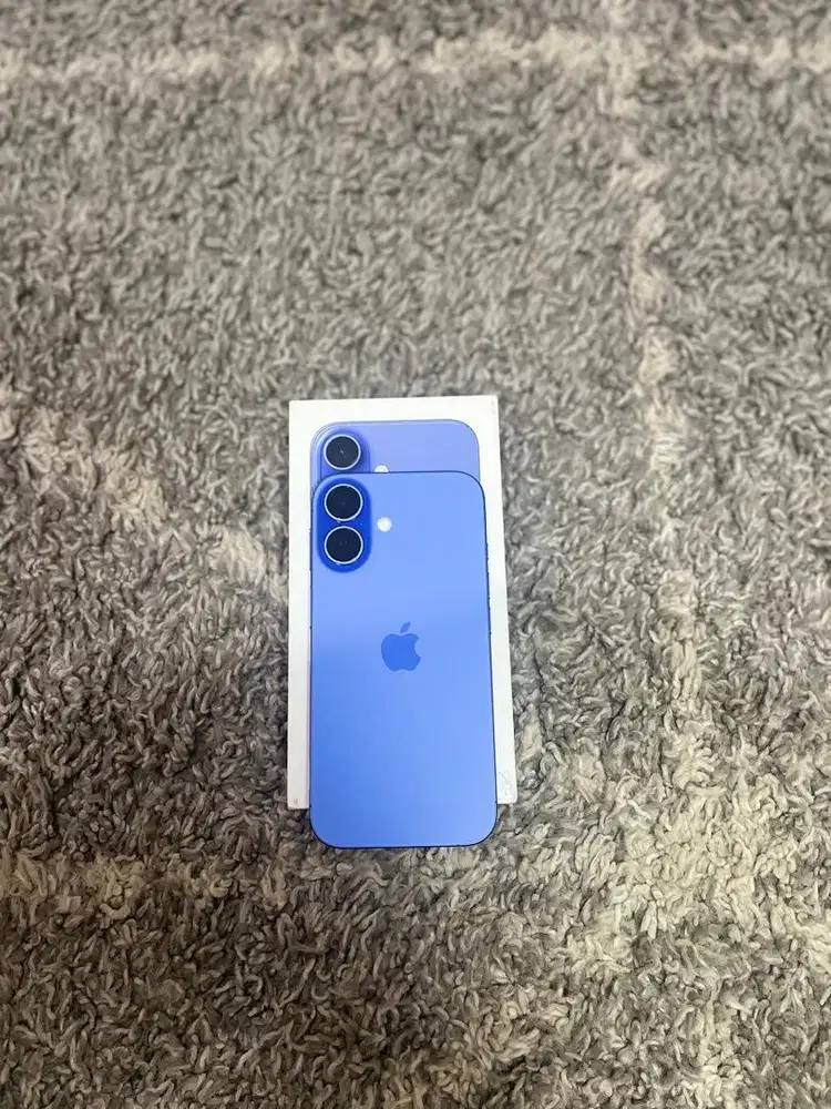 Iphone 16 128 garansi on