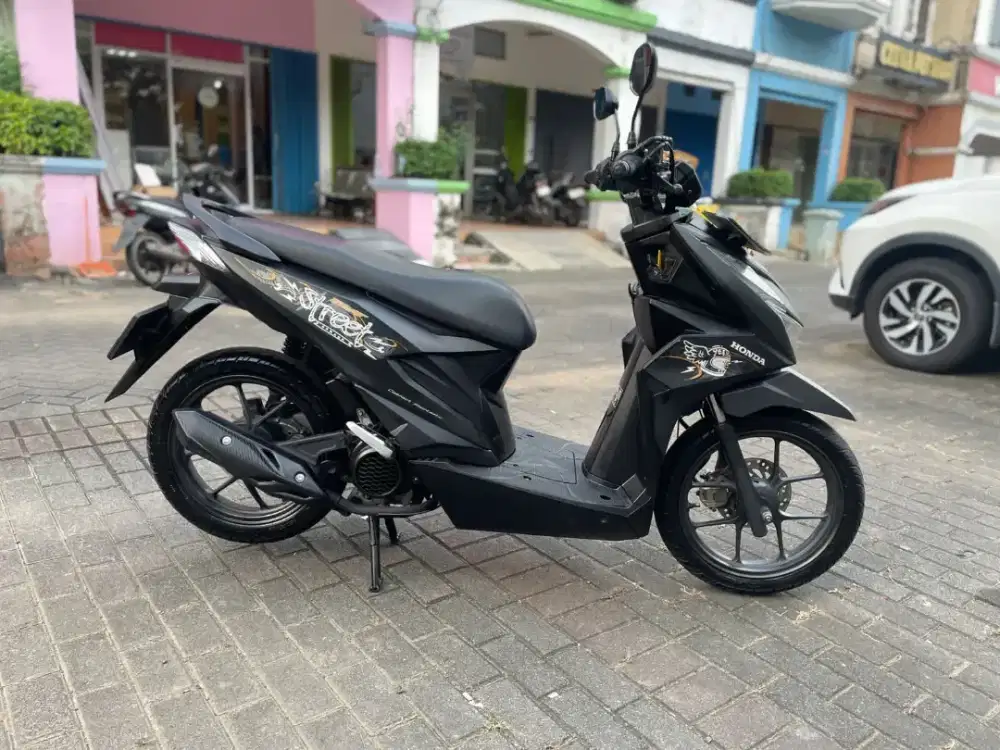 Street 2021 Pajak Hidup