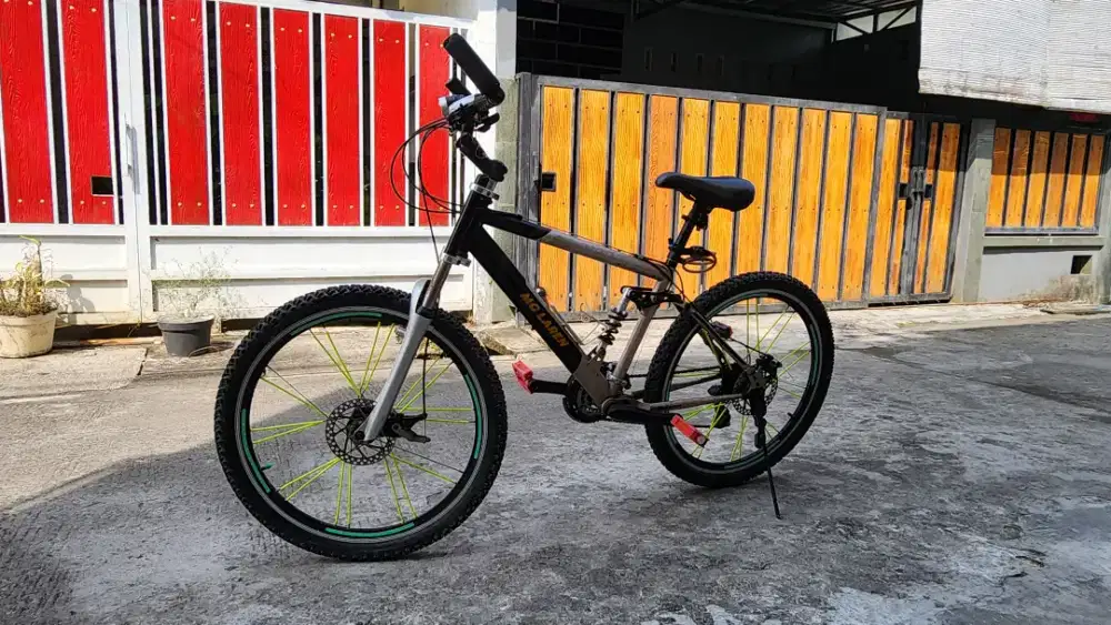 MTB Sepeda Gunung merk United