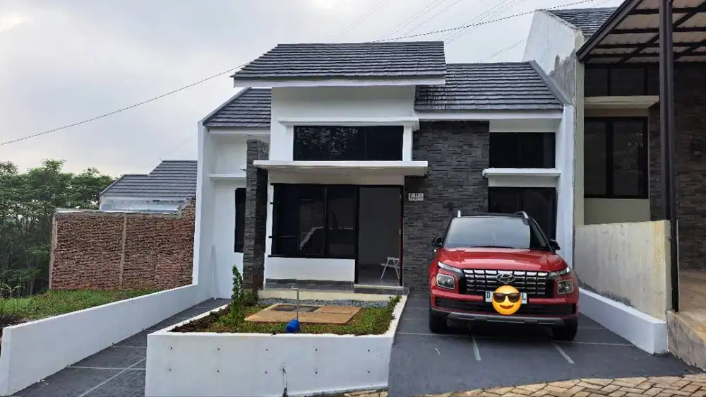 Dikontrakan rumah kondisi baru di sebuah perumahan di kota Purwokerto.