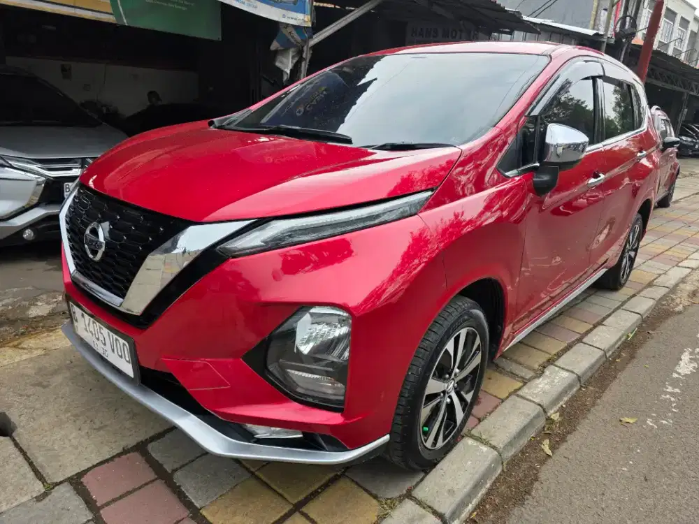 LIVINA VL AT MATIC 2019