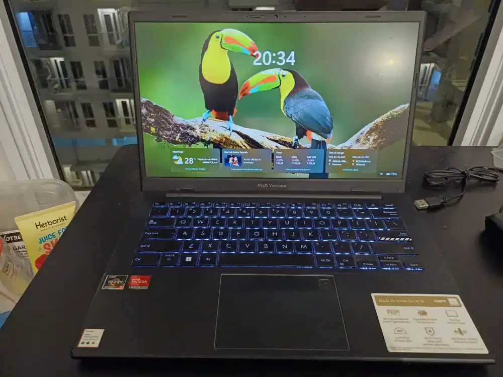 Asus Vivobook GO 14 E1404FA Amd Ryzen 5 16/512GB (Masih seperti Baru)