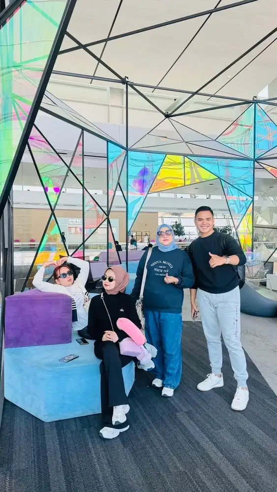 Kerja santai bareng kami !!!