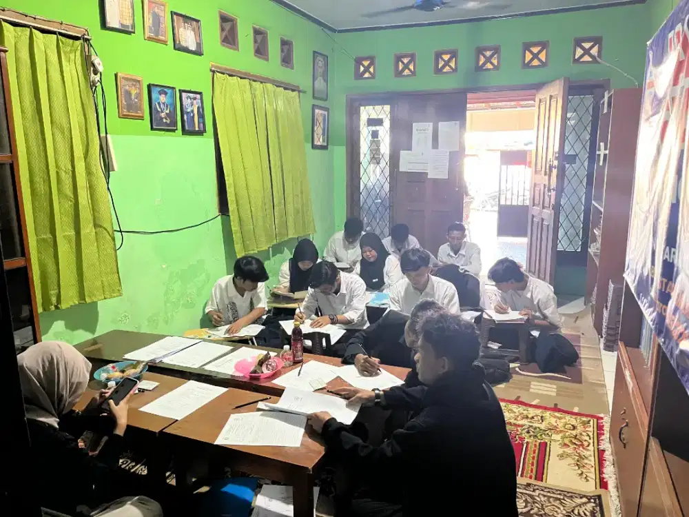 Sekolah Paket A (SD), B(SMP) dan C(SMA)