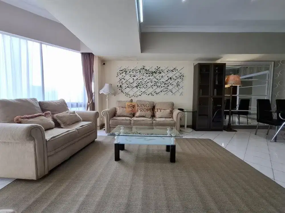Diatas Mall TA, Disewakan 2BR Condominium Mall Taman Anggrek MTA Furnished Bagus Jalan Kaki ke APL Tower, CP Mall & Halte Busway Tanjung Duren, Jakbar